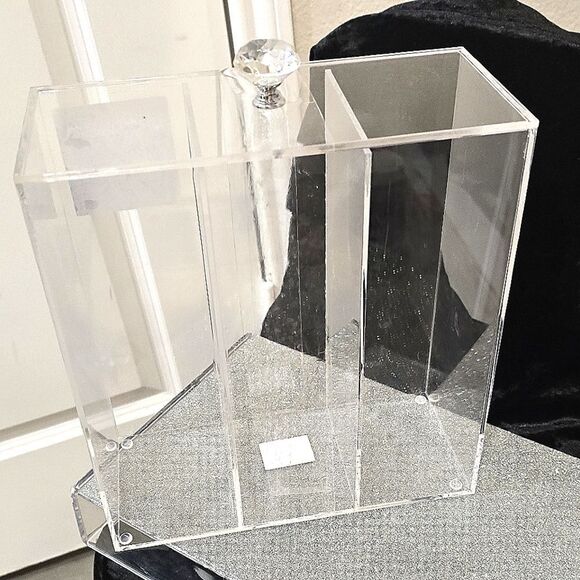 Simple Choice Clear Acrylic Cosmetic Organizer - Picture 8 of 11